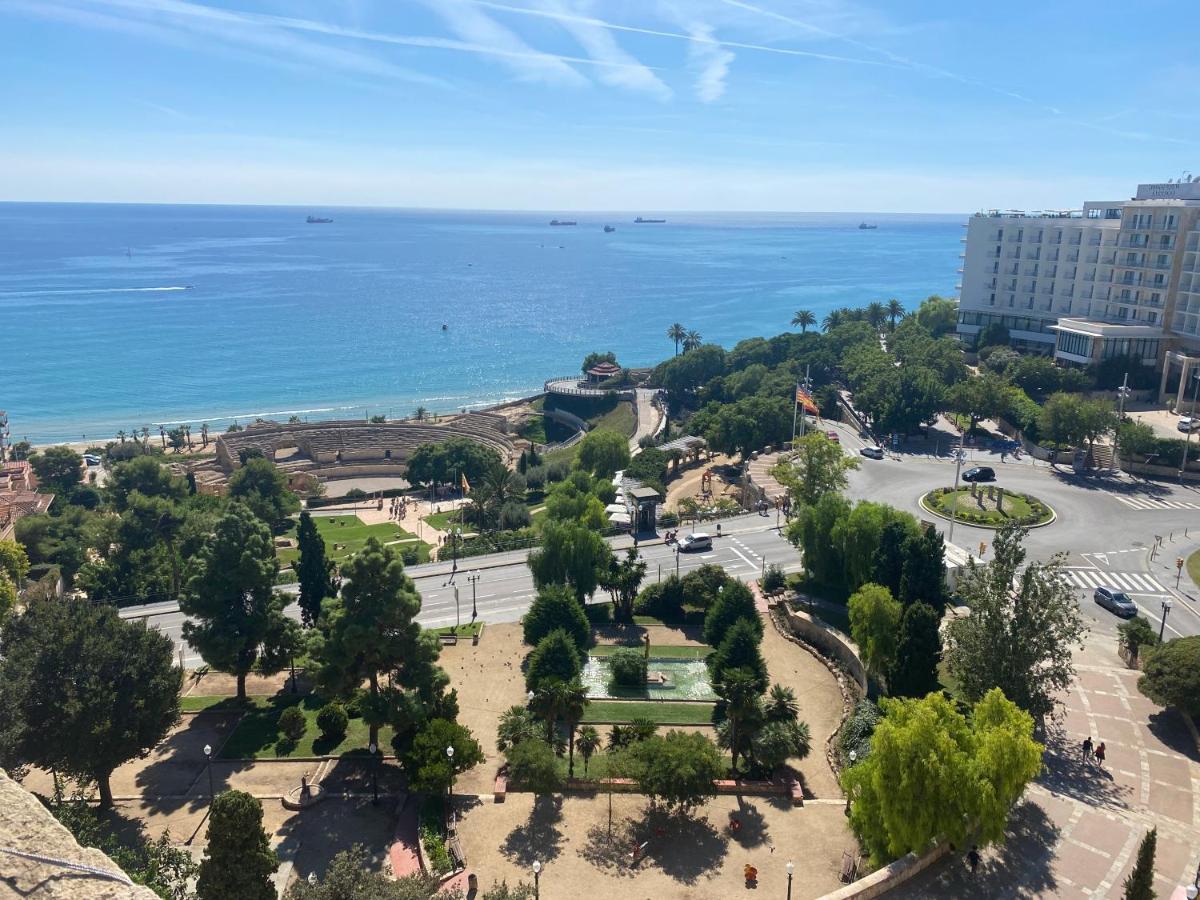 Atico Con Terraza Centro De Tarragona, Mi Refugio Apartment Bagian luar foto